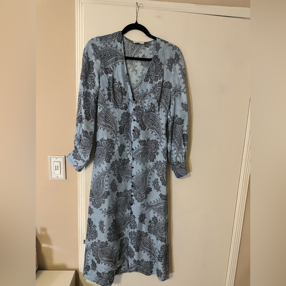 NWOT Sandro Blue Paisley Silk dress size 36 (US 4) - Picture 2 of 9